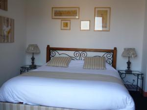 Hotels Hotel-Restaurant Cote Rivage : photos des chambres