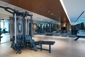 Designer Studio Retreat with Jacuzzi & Canal Views