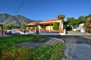 Casas Rurales Tola - Los Barros