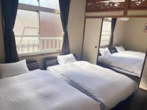 COCOSTAY尾道本通り - 千光寺も花火も雨の日も全部にやさしい尾道の宿 - In the middle of the shopping street