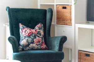 Przytulny Apartament z Balkonem w Centrum Poznania by Noclegi Renters