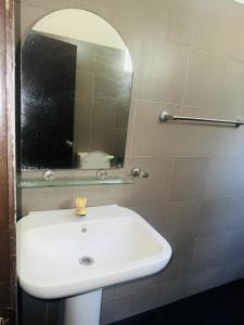 Hotel Winrose Tissamaharama