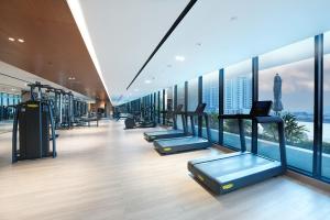 Luxury Trillionaire Studio with Jacuzzi and Canal Views in Business Bay