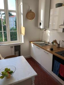 Maison Toesca - Old charm & sunny balcony