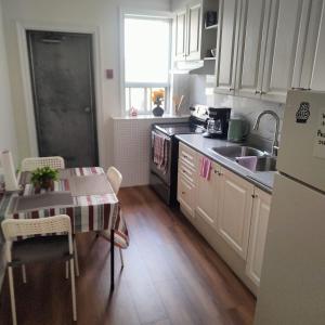 Sweet Home in Bloor Downtown-CENTRAL STAY