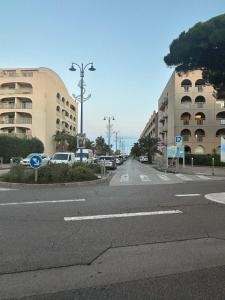 Cocon lumineux à 2 min du port et des restaurants