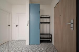 Marywilska Homely Apartment by BookingHost