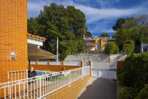 PLUMA VILLA - Only Families