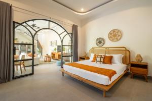 Villa Talitha by DVH Luxe Retreats, 2BR Tropical Pool Villa