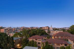 New Farm Sophisticated Retro - 3Bed-1Bath-1Car-Views