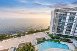 FAM Living Bluewaters - Island Living - Ain Dubai & Sea View