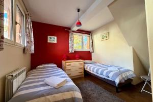 Charming and bright cottage in Briançon