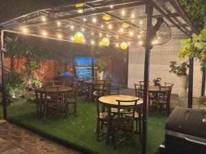 Airport J Dream Garden & Restaurant