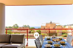 SELECT - T3 avec vue mer, parking et piscine à Saint-Clair au Lavandou - 180SUD-B11