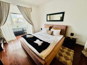 Baroq Central City Apartment