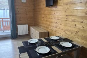 Studio with mountain view balcony