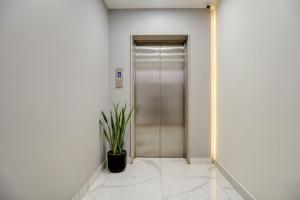 Hotel Sukoon & Banquet Hall Near Bhopal Railway Station