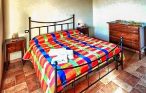 2 Bedroom Nice Apartment In Santangelo In Vado