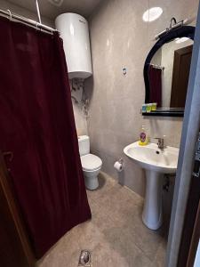 Студия с балконами на море и горы