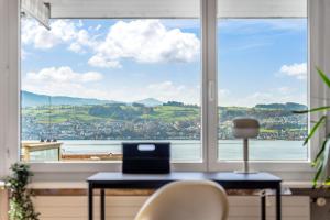 EXQUIS Design 3-Room Apartment KNOLL I Zurich Lake View I Balcony I Family-Friendly