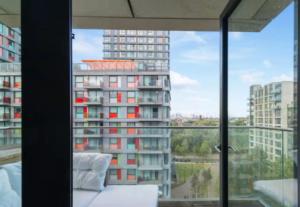 Pass the Keys Lovely modern flat Olympic Park