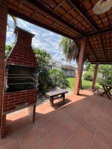 Casa com jardim no Itaguá a 2min da orla
