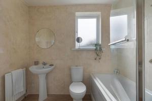 Pass the Keys Seaside Sanctuary Cullercoats – Walk to the Beach