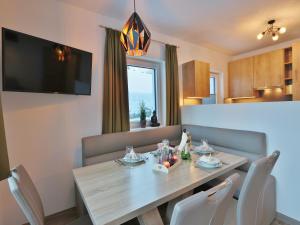 Apartment in Piesendorf near Ski Slopes