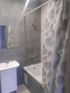 Квартира у новобудові,неподалік центру,звітні документи