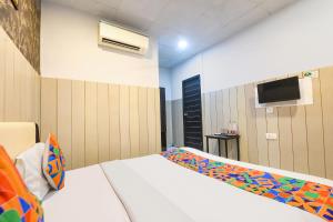 FabHotel Mannat Paschim Vihar