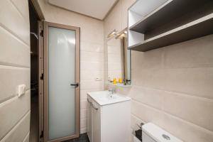 Modern and cozy apartment