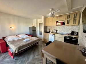 PLAGE porte Hermes Frejus avec Parking