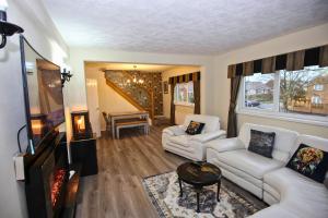 Family Escape, Blackpool Attractions Nearby coast