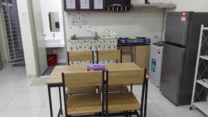 VUE RESIDENCES Jln Pahang, KL city - 2 ROOM - 4 pax
