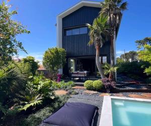 Jungle Etxea Villa de vacances à Anglet avec piscine pour 6 personnes