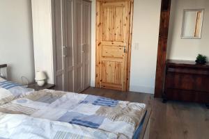 Alt-Berliner Schwanenhof Ferienwohnung DG rechts