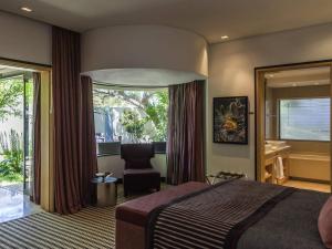 No5 Boutique Art Hotel by Mantis