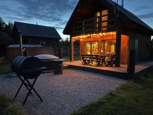 Kaszubski zakątek, 2 domki ,20 osob,balia,sauna,kominek