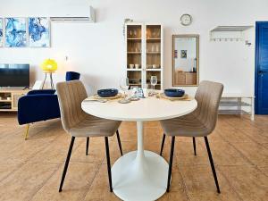 Luxury 1BR Apt with Pool Views and Private Patio - Aphrodites Pearl II