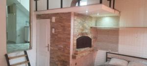 Small Apartment private bathroom ,strong internet