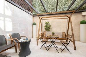 The Collection Barcelona - Amazing 3 Bedroom Apartment with indoor POOL