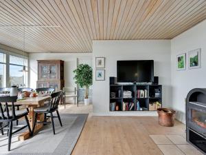 Holiday Home Annalia - 50m from the sea by Interhome