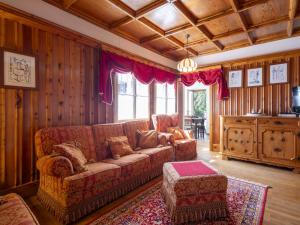 Chalet Chalet Franca by Interhome