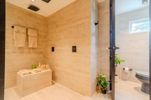 Apt-Casa Marina Cruz Bay View-10 mins walk Oldtown