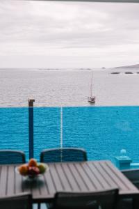 Blue Balcony Suites by Airnest