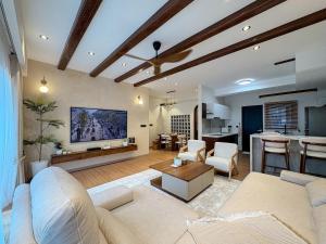 My Villa Noa - Direct Pool Access Staycation