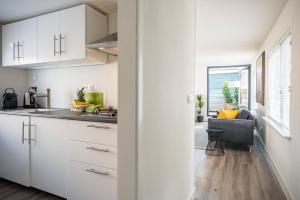 Luxury Houseboat-Apartment Lady Jane