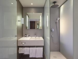 Mercure Paris Arc de Triomphe Etoile