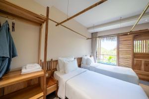 Van Long Garden Retreat