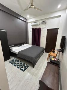 Hotel Alka Palace
